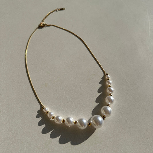 Bold Pearl Necklace